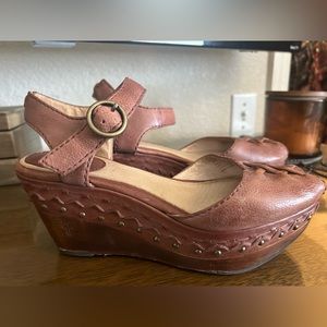 Frye Leather Platform wedge sandals